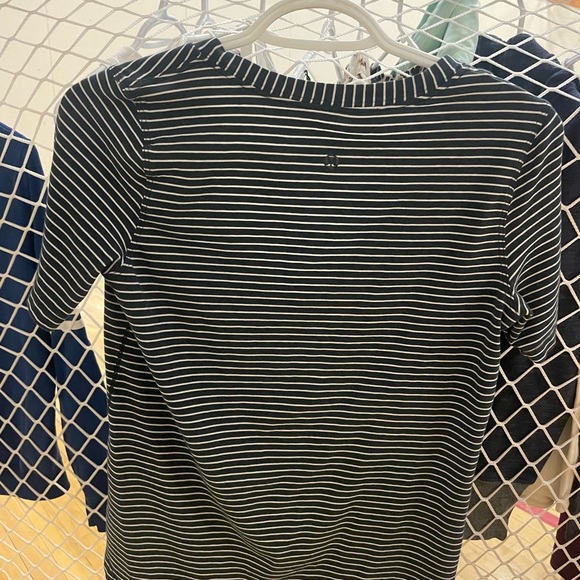 Size 4 Lulu Love Tee - Picture 2 of 2